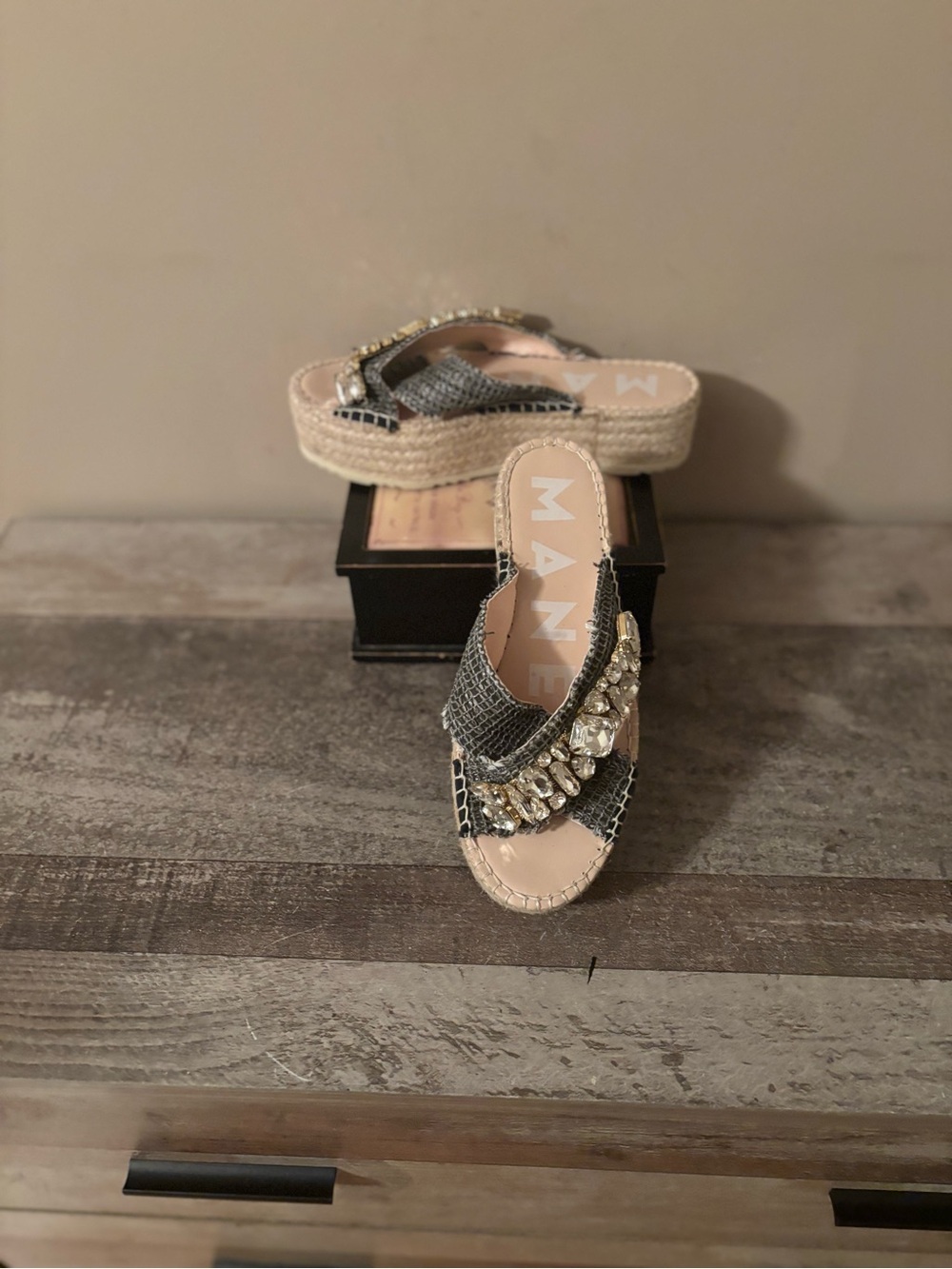 MANEBI Crystal Embellished Raffia Platform Slide Sandals size 36 NWOT